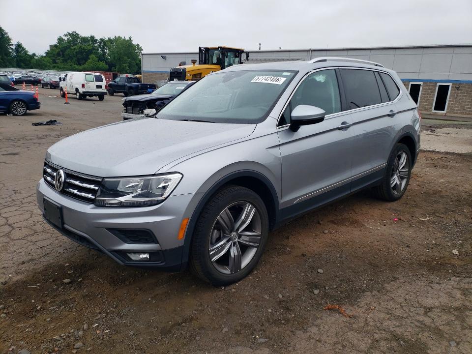 57742406 :رقم المزاد ، 3VV2B7AX2MM073947 vin ، 2021 Volkswagen Tiguan مزاد بيع
