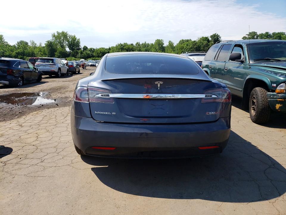58102836 :رقم المزاد ، 5YJSA1E46KF300315 vin ، 2019 Tesla Model S مزاد بيع
