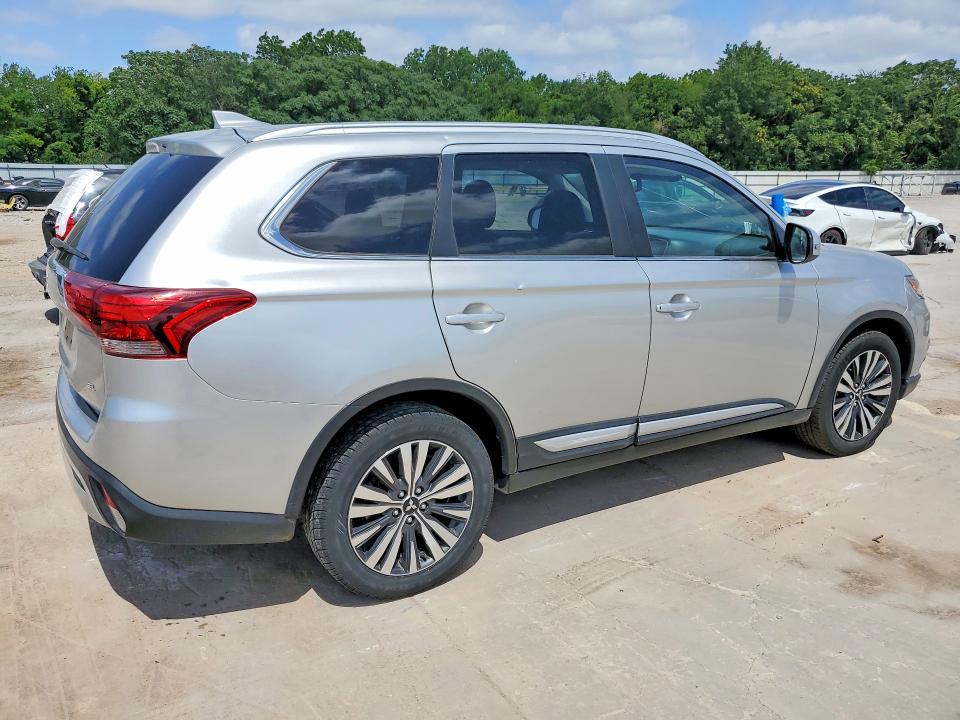 2020 Mitsubishi Outlander მანქანა იყიდება აუქციონზე, vin: JA4AD3A35LZ025442, აუქციონის ნომერი: 56332156