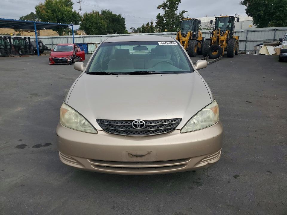 56743396 :رقم المزاد ، 4T1BE32K64U380773 vin ، 2004 Toyota Camry مزاد بيع