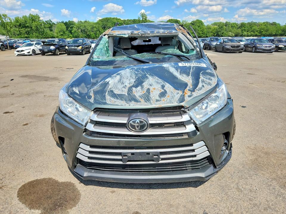Продаж на аукціоні авто 2019 Toyota Highlander, vin: 5TDBZRFH6KS943400, номер лоту: 57709386