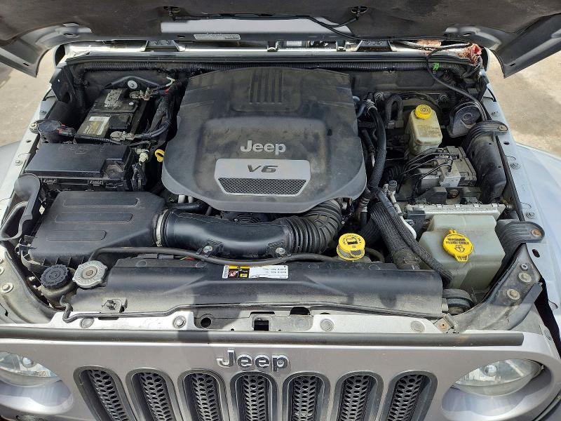 56324556 :رقم المزاد ، 1C4AJWBG4EL157857 vin ، 2014 Jeep Wrangler مزاد بيع