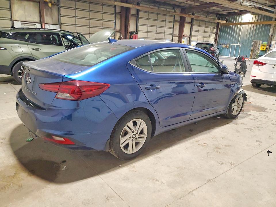 2020 Hyundai Elantra მანქანა იყიდება აუქციონზე, vin: 5NPD84LF7LH563927, აუქციონის ნომერი: 55531146