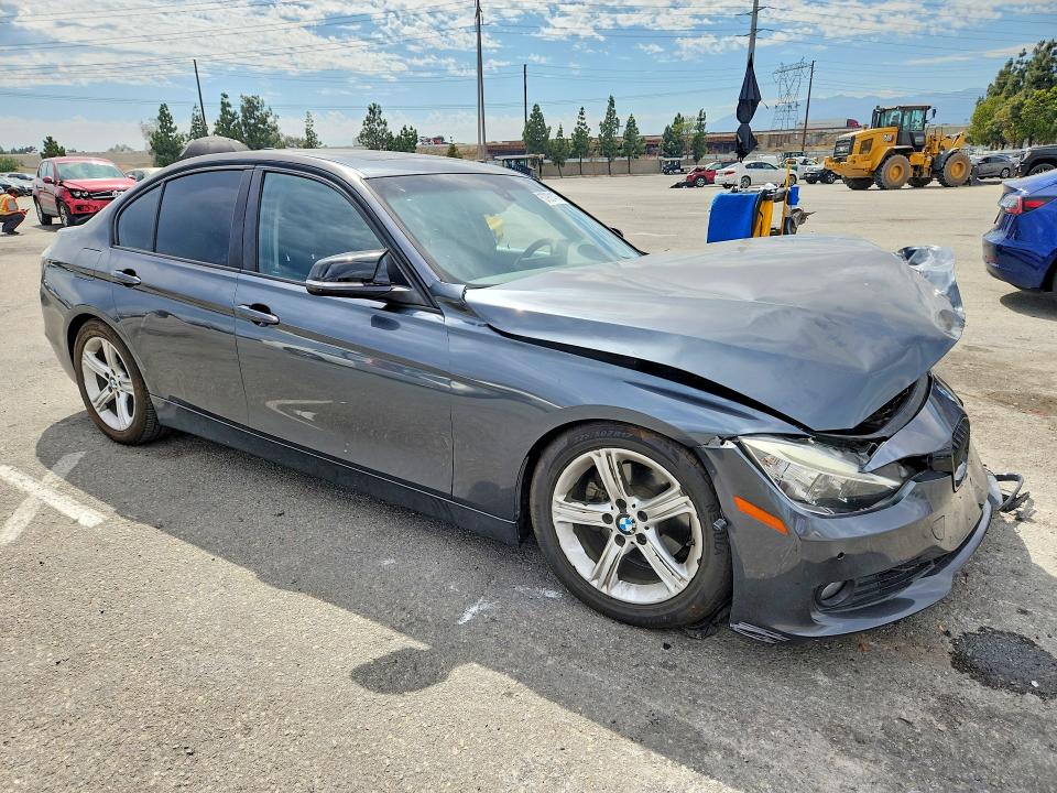 57931476 :رقم المزاد ، WBA3C1G51FNR50050 vin ، 2015 Bmw 328 مزاد بيع