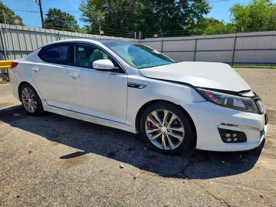 2015 Kia Optima მანქანა იყიდება აუქციონზე, vin: 5XXGR4A65FG455030, აუქციონის ნომერი: 56077716