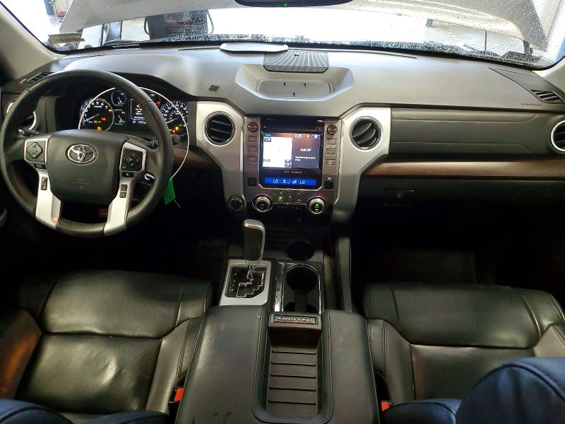 58636756 :رقم المزاد ، 5TFBY5F10JX713195 vin ، 2018 Toyota Tundra مزاد بيع