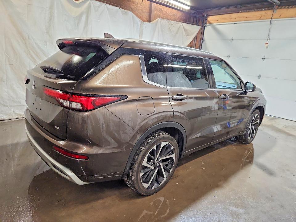 Продаж на аукціоні авто 2022 Mitsubishi Outlander, vin: JA4J4VA85NZ090950, номер лоту: 55701336