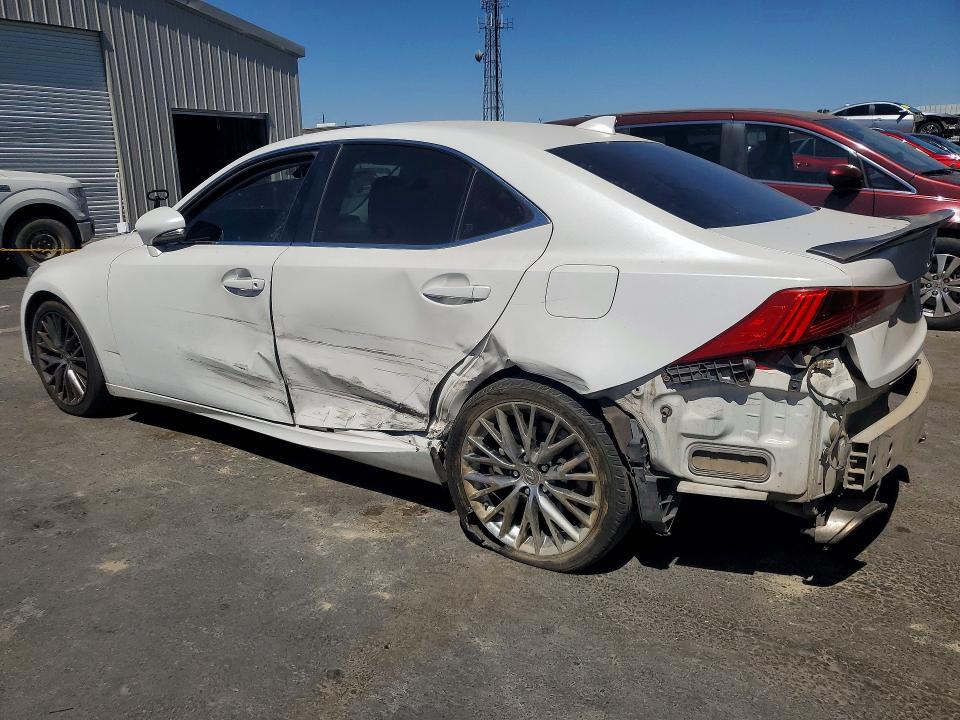 85622485 :رقم المزاد ، JTHBA1D23H5055871 vin ، 2017 Lexus Is مزاد بيع