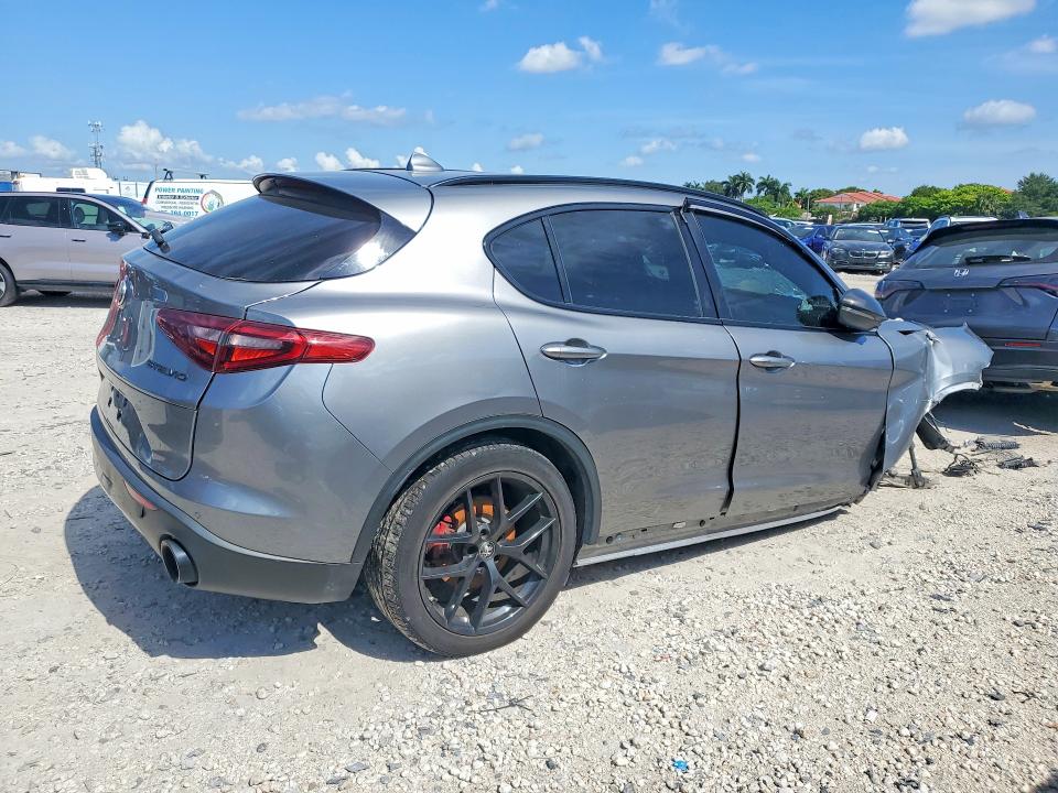 2020 Alfa Romeo Stelvio მანქანა იყიდება აუქციონზე, vin: ZASPAJAN6L7C75483, აუქციონის ნომერი: 59268296