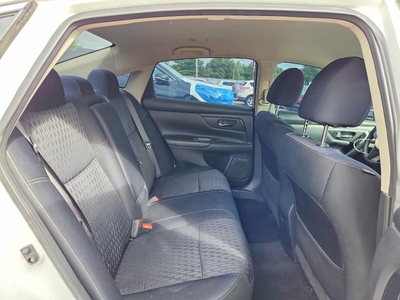 56313386 :رقم المزاد ، 1N4AL3AP9JC105876 vin ، 2018 Nissan Altima مزاد بيع