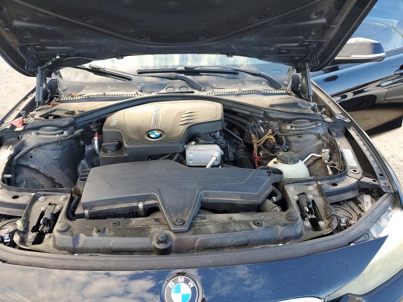 55523376 :رقم المزاد ، WBA3C3G57ENR25258 vin ، 2014 Bmw 320 مزاد بيع