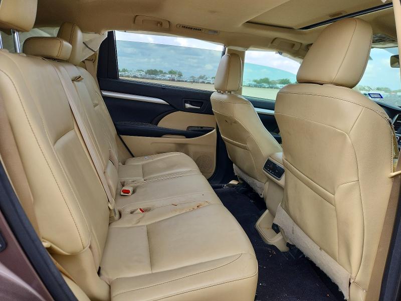 Продажа на аукционе авто 2017 Toyota Highlander, vin: 5TDKZRFH7HS226982, номер лота: 56066886