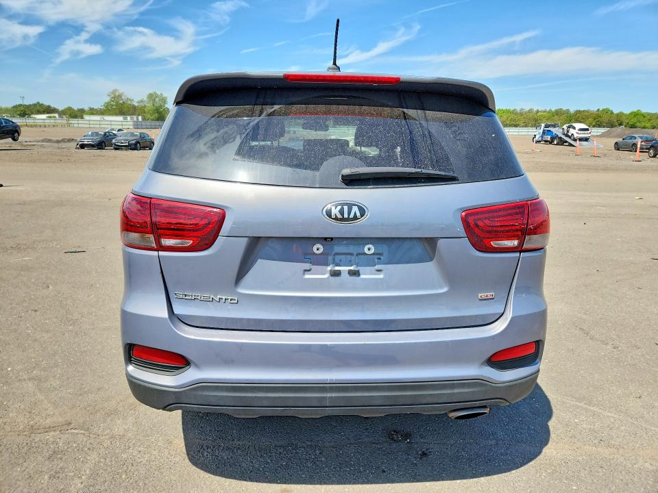 55723466 :رقم المزاد ، 5XYPG4A30KG610939 vin ، 2019 Kia Sorento مزاد بيع