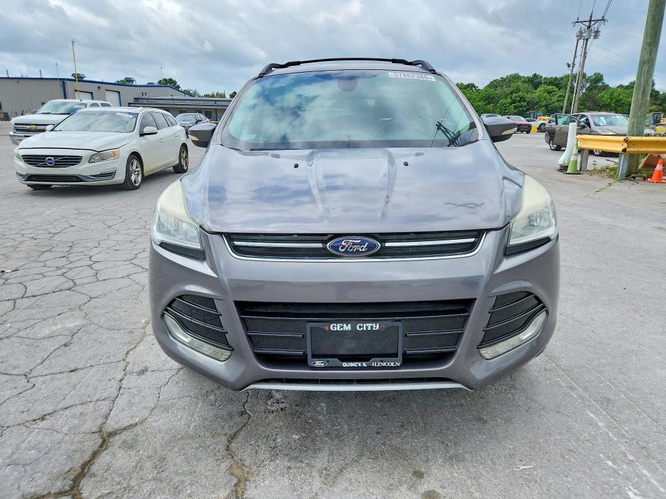 57862386 :رقم المزاد ، 1FMCU0HX1DUA04555 vin ، 2013 Ford Escape مزاد بيع