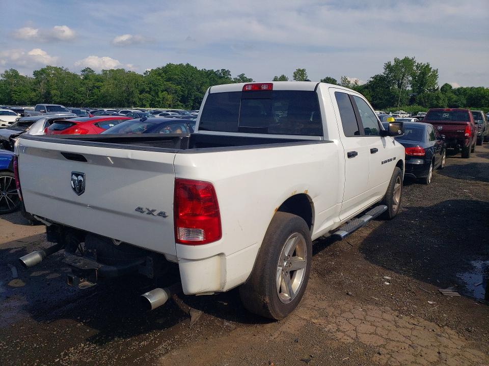 57721596 :رقم المزاد ، 1D7RV1GT9BS707710 vin ، 2011 Dodge Ram 1500 مزاد بيع