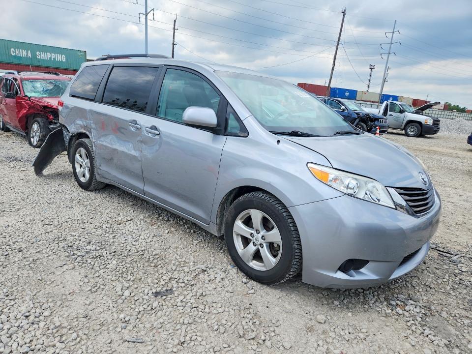 Продаж на аукціоні авто 2012 Toyota Sienna, vin: 5TDKK3DC0CS221642, номер лоту: 58714506