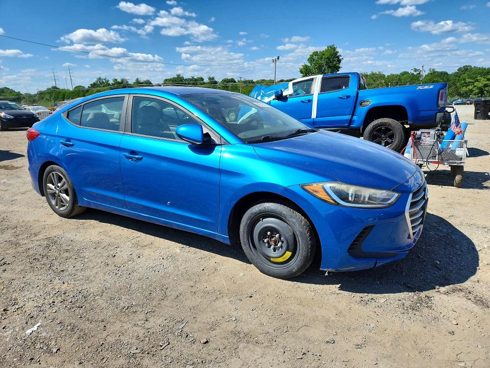 2017 Hyundai Elantra მანქანა იყიდება აუქციონზე, vin: 5NPD84LF1HH042547, აუქციონის ნომერი: 56013476