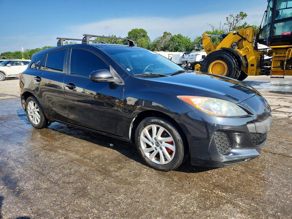 56126546 :رقم المزاد ، JM1BL1LP5D1746538 vin ، 2013 Mazda 3 مزاد بيع