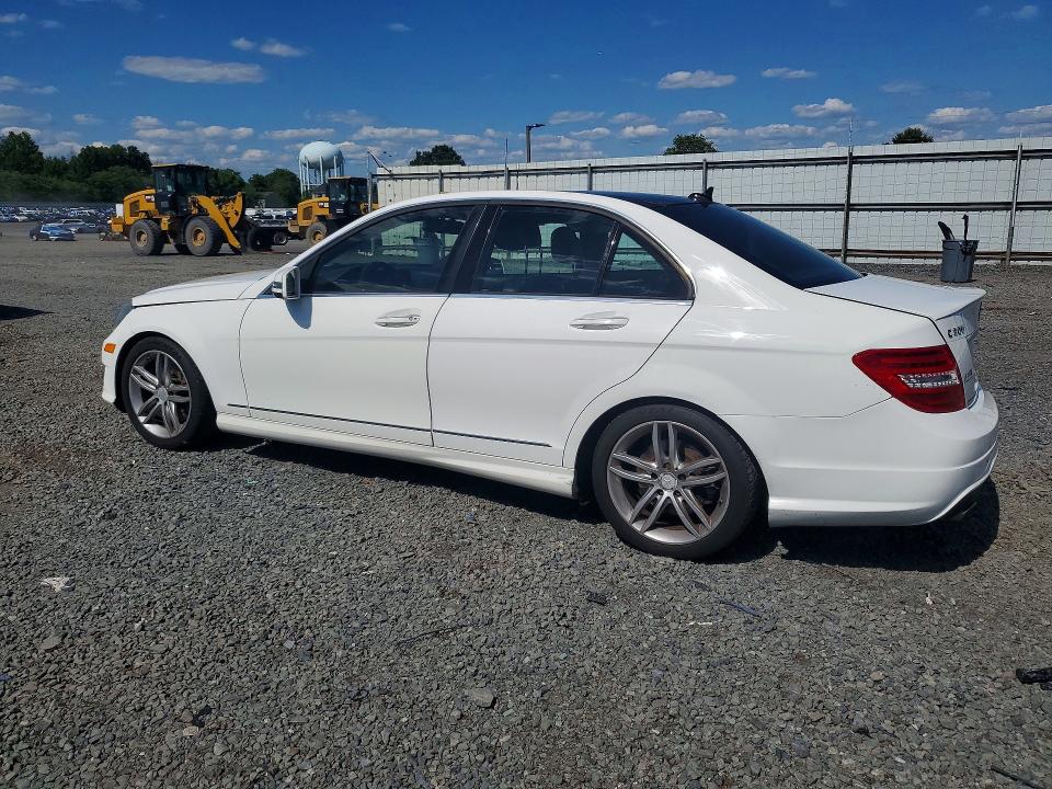 58792426 :رقم المزاد ، WDDGF8ABXDR241535 vin ، 2013 Mercedes-benz C مزاد بيع
