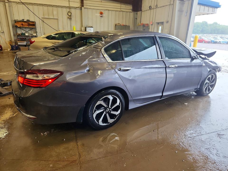 2017 Honda Accord მანქანა იყიდება აუქციონზე, vin: 1HGCR2F84HA261991, აუქციონის ნომერი: 58192706