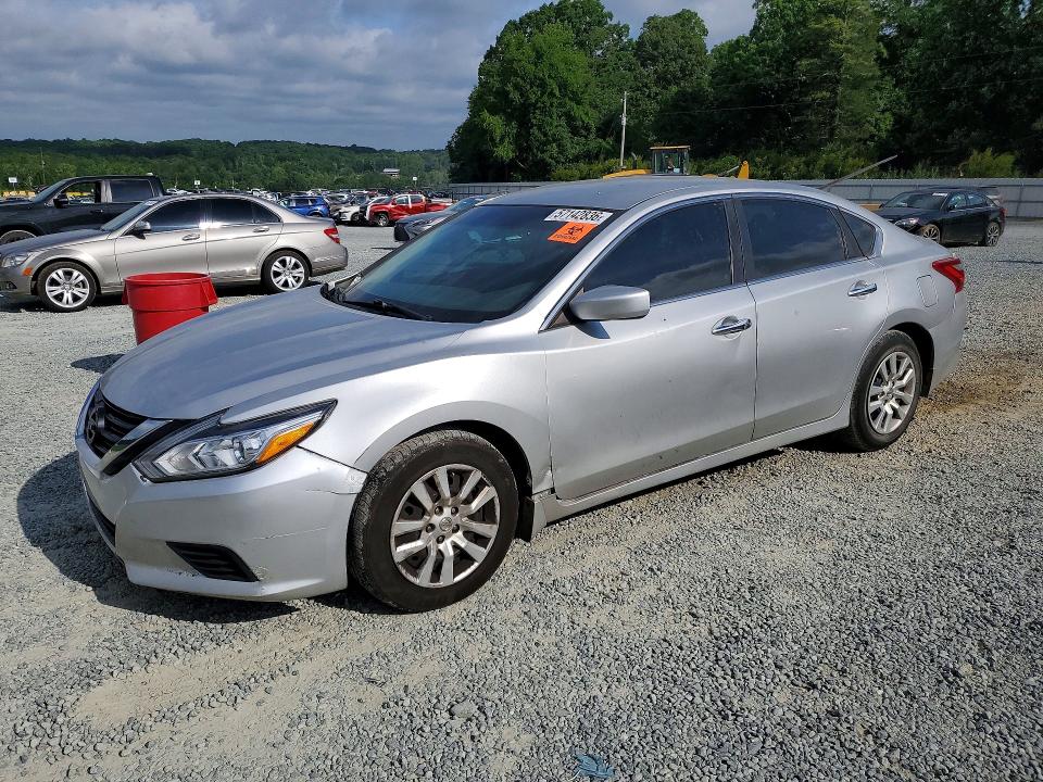 Продаж на аукціоні авто 2017 Nissan Altima, vin: 1N4AL3AP3HC229474, номер лоту: 57142836