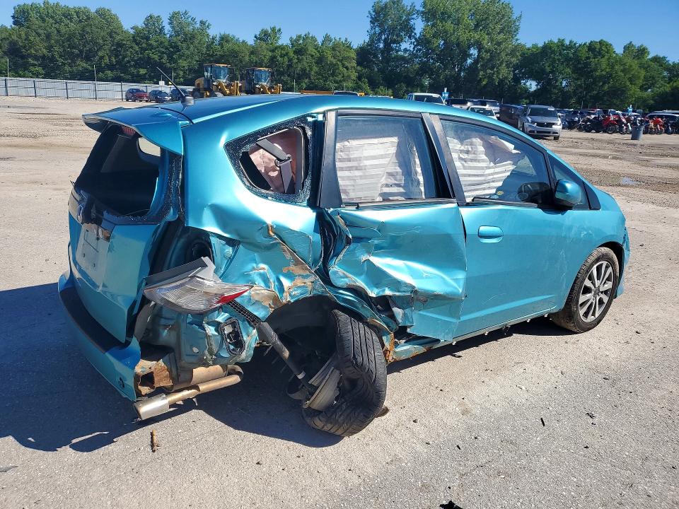 57313366 :رقم المزاد ، JHMGE8H50DC023523 vin ، 2013 Honda Fit مزاد بيع