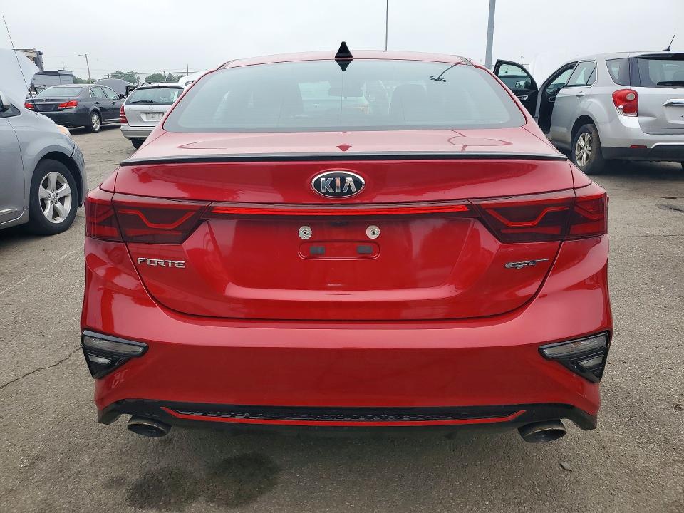 2020 Kia Forte მანქანა იყიდება აუქციონზე, vin: 3KPF44AC3LE225832, აუქციონის ნომერი: 57350405