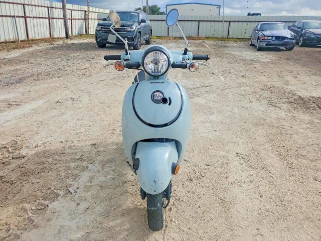56633036 :رقم المزاد ، JH2AF7718NK503692 vin ، 2022 Honda Ncw50 مزاد بيع