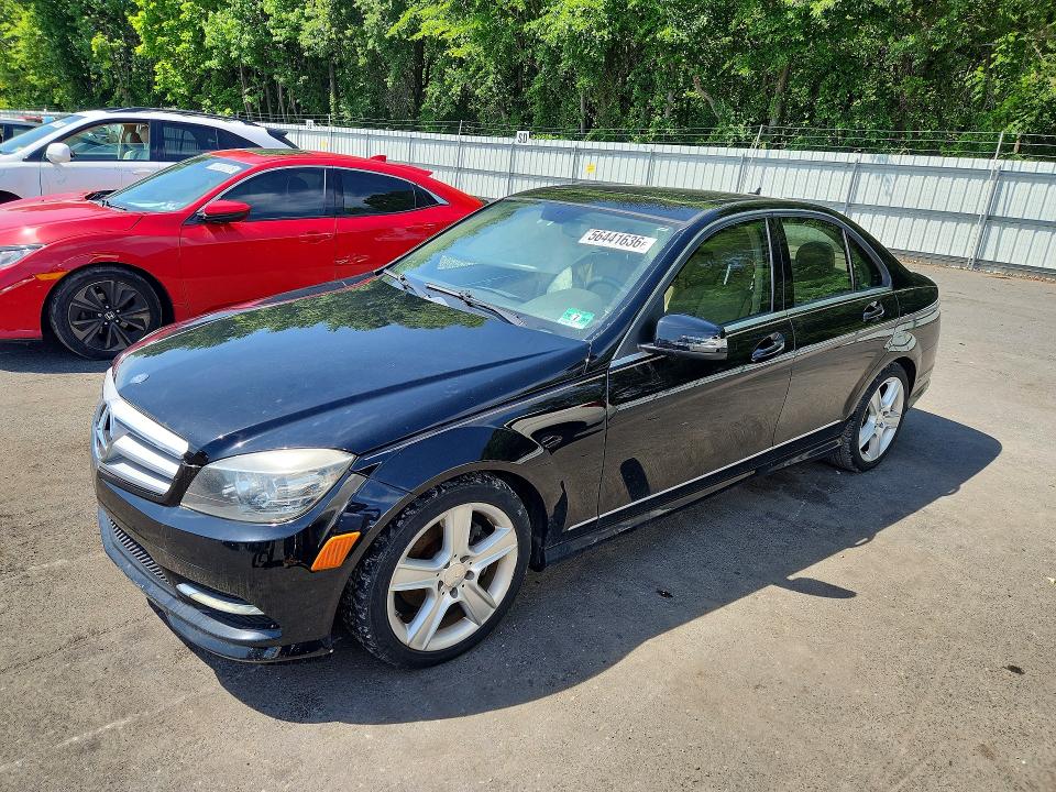 56441636 :رقم المزاد ، WDDGF8BB4BR150370 vin ، 2011 Mercedes-benz C مزاد بيع