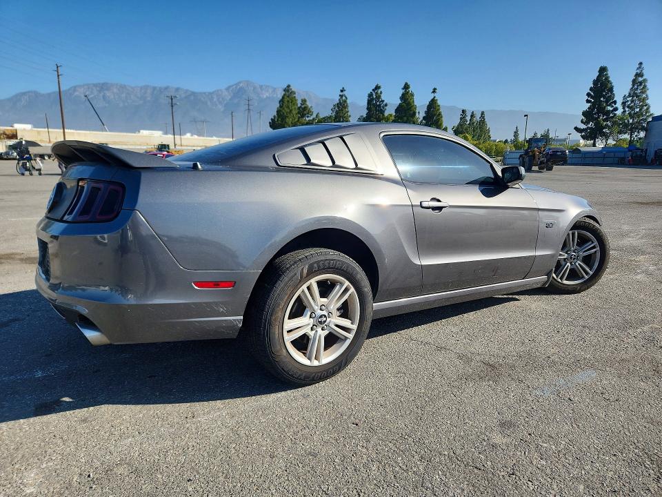 Продажа на аукционе авто 2014 Ford Mustang, vin: 1ZVBP8AM8E5262134, номер лота: 57085046
