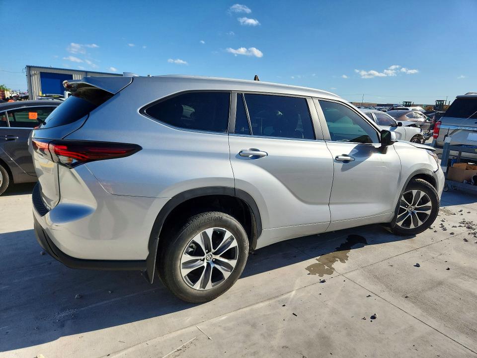 Продаж на аукціоні авто 2024 Toyota Highlander, vin: 5TDKDRBH7RS566476, номер лоту: 56771846