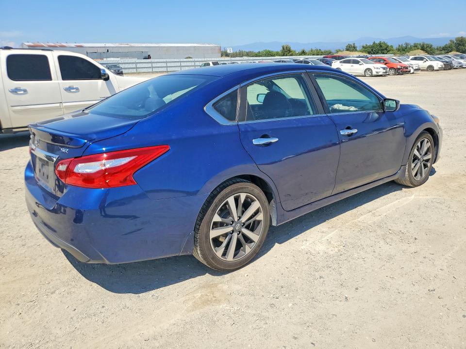 Продажа на аукционе авто 2016 Nissan Altima, vin: 1N4AL3AP7GC239729, номер лота: 58601946