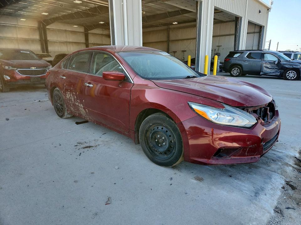 Продажа на аукционе авто 2017 Nissan Altima, vin: 1N4AL3AP7HC234628, номер лота: 85454925