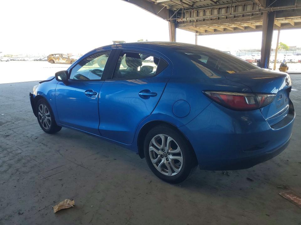 56981576 :رقم المزاد ، 3MYDLBYV7HY147715 vin ، 2017 Toyota Yaris Ia مزاد بيع