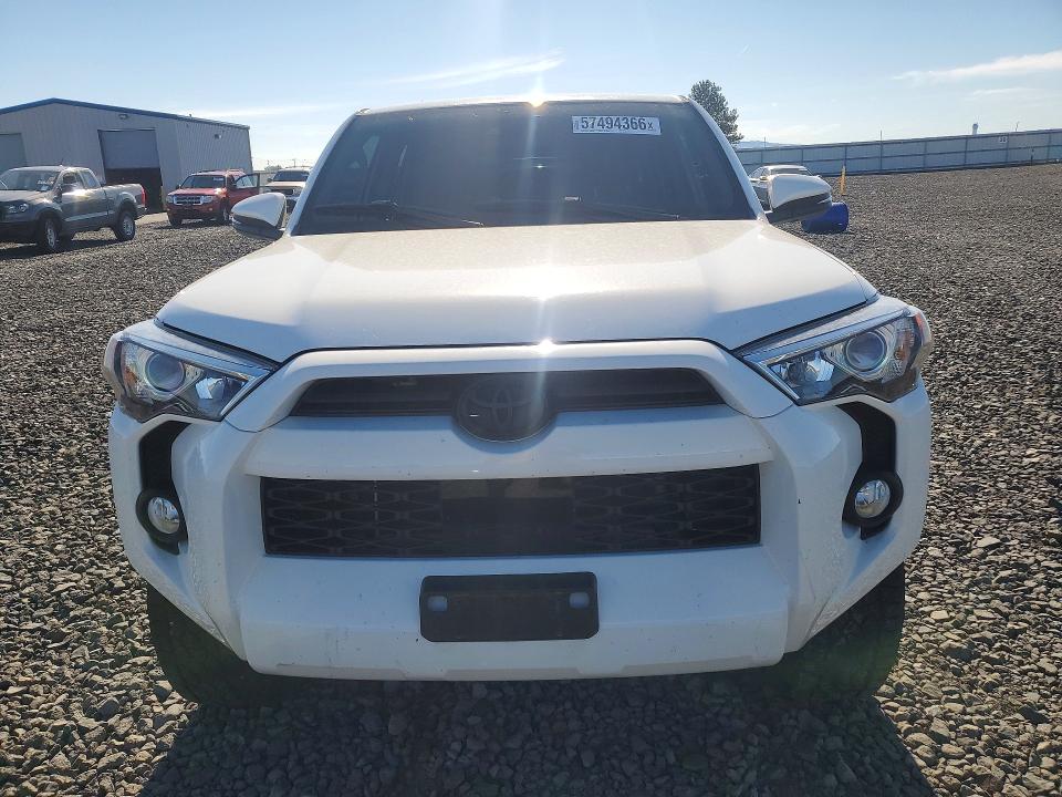 Auction sale of the 2020 Toyota 4runner, vin: JTEBU5JR7L5760730, lot number: 57494366