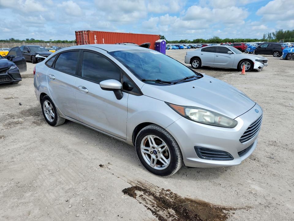 2011 Ford Fiesta მანქანა იყიდება აუქციონზე, vin: 3FADP4BJ8HM140841, აუქციონის ნომერი: 57294036