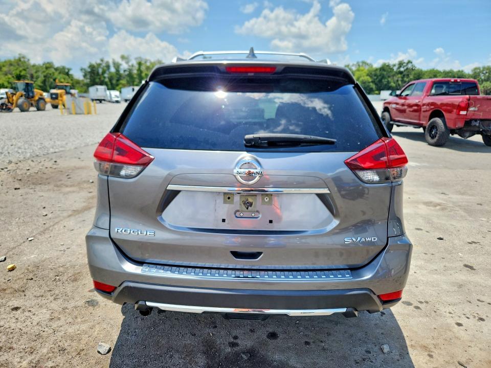 Продаж на аукціоні авто 2018 Nissan Rogue, vin: JN8AT2MV1JW353511, номер лоту: 58750646