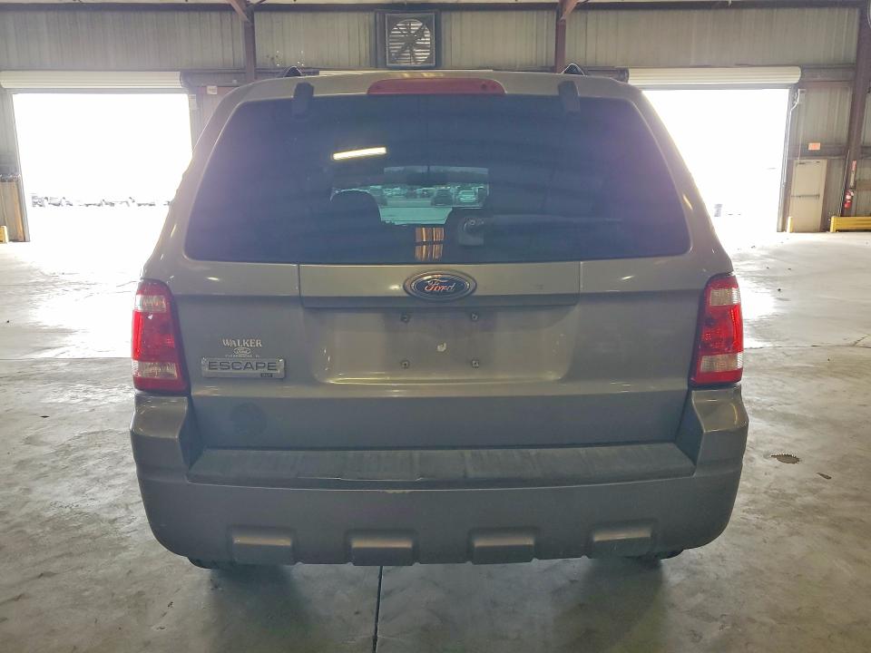 57530516 :رقم المزاد ، 1FMCU03Z18KE00981 vin ، 2008 Ford Escape مزاد بيع