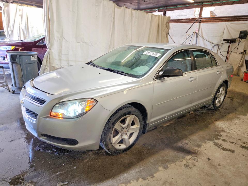 55677696 :رقم المزاد ، 1G1ZB5E01CF208261 vin ، 2012 Chevrolet Malibu مزاد بيع