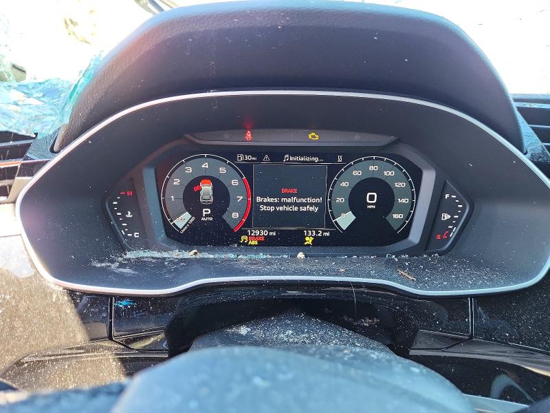 55343986 :رقم المزاد ، WA1AUCF33N1147811 vin ، 2022 Audi Q3 مزاد بيع