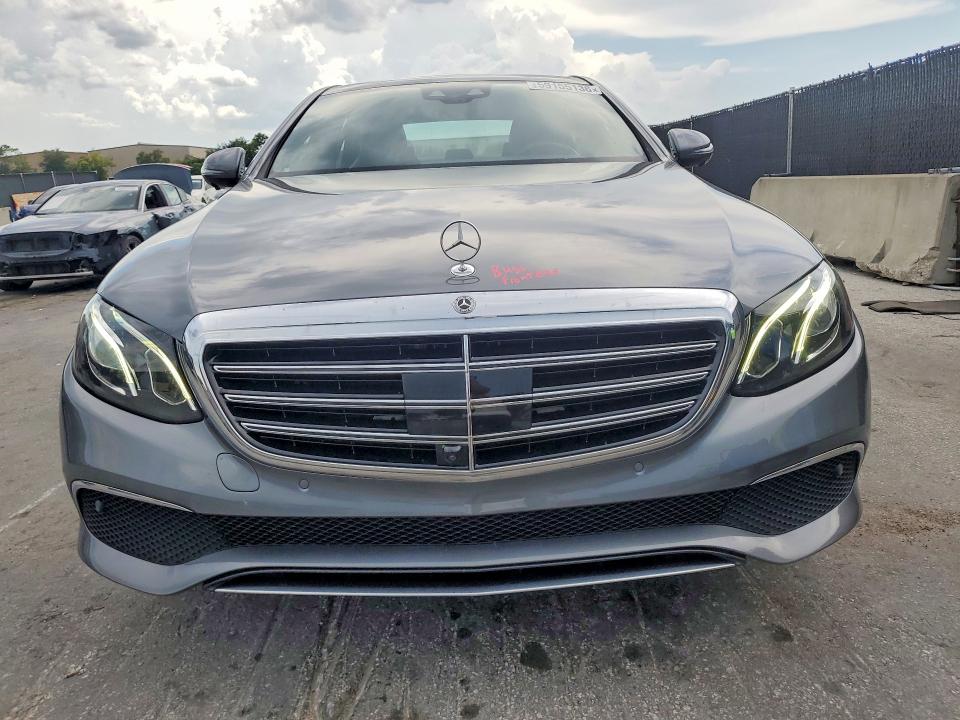 2019 Mercedes-benz E მანქანა იყიდება აუქციონზე, vin: WDDZF4JB6KA586977, აუქციონის ნომერი: 59155136