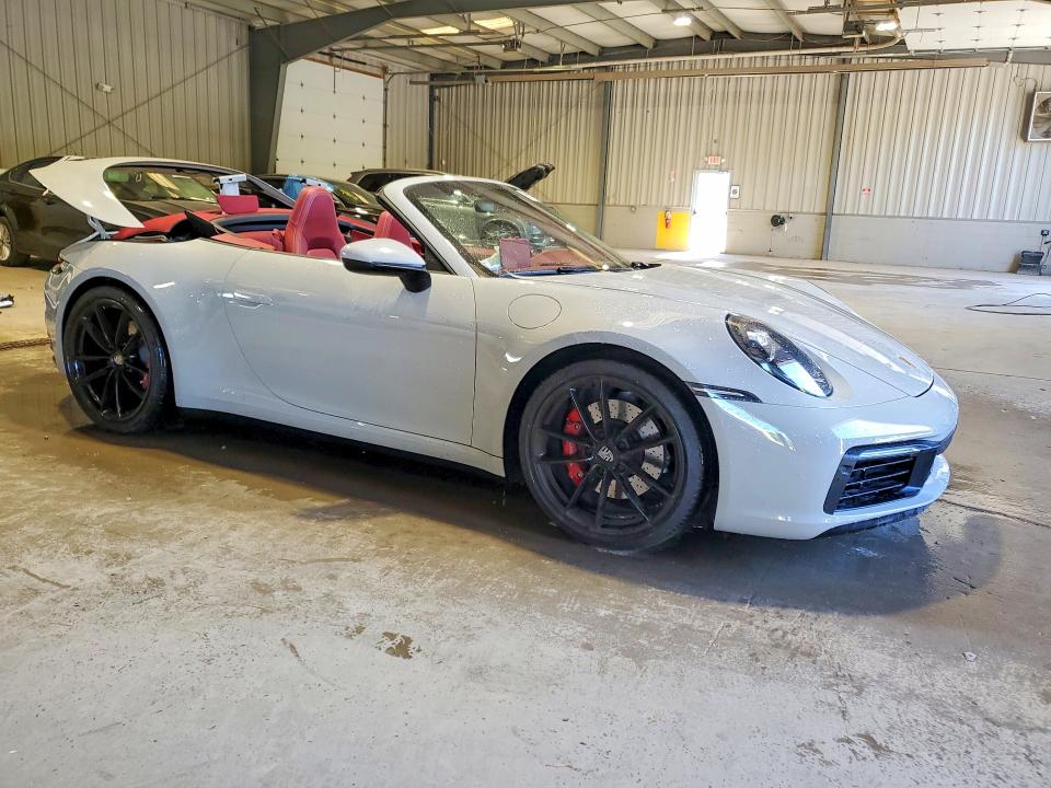 55990646 :رقم المزاد ، WP0CB2A98RS245758 vin ، 2024 Porsche 911 مزاد بيع