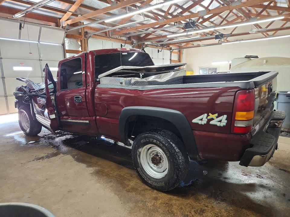 Продажа на аукционе авто 2002 Chevrolet Silverado, vin: 1GCHK23122F169594, номер лота: 57672986