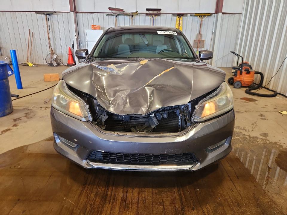 2013 Honda Accord მანქანა იყიდება აუქციონზე, vin: 1HGCR2F75DA226829, აუქციონის ნომერი: 55702856