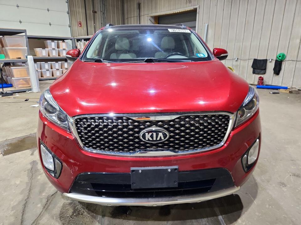 97683665 :رقم المزاد ، 5XYPKDA5XJG413002 vin ، 2018 Kia Sorento مزاد بيع
