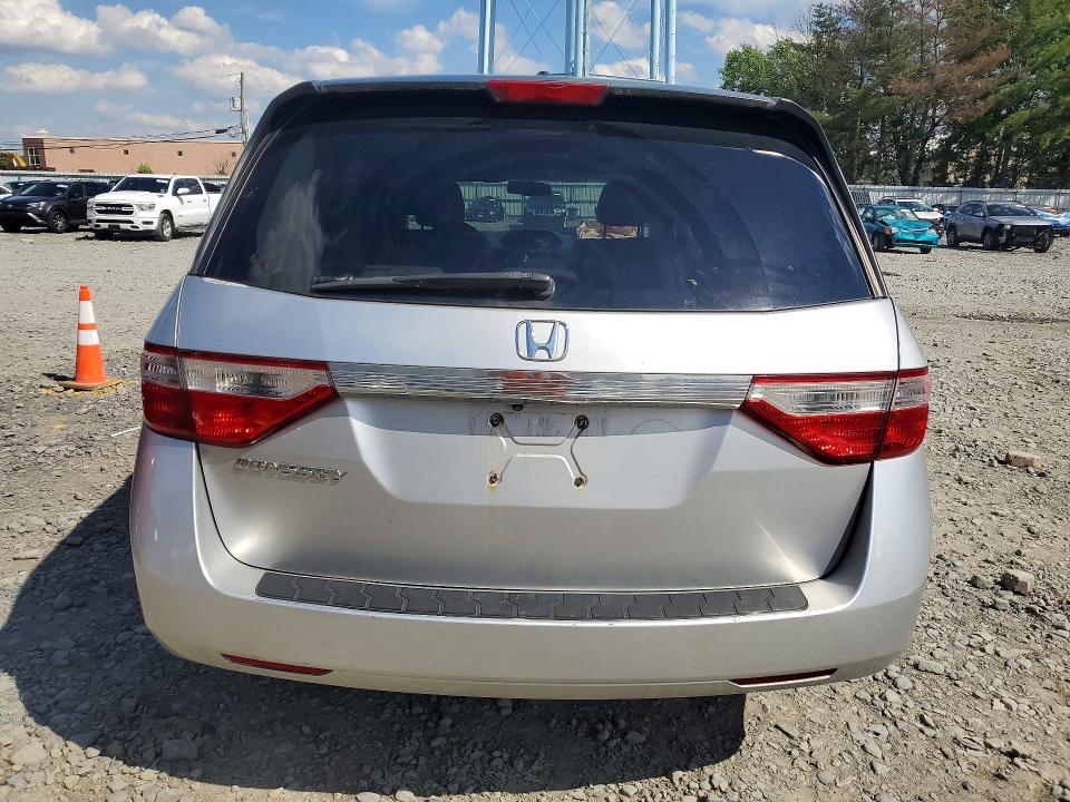 2011 Honda Odyssey მანქანა იყიდება აუქციონზე, vin: 5FNRL5H63BB016038, აუქციონის ნომერი: 57604656