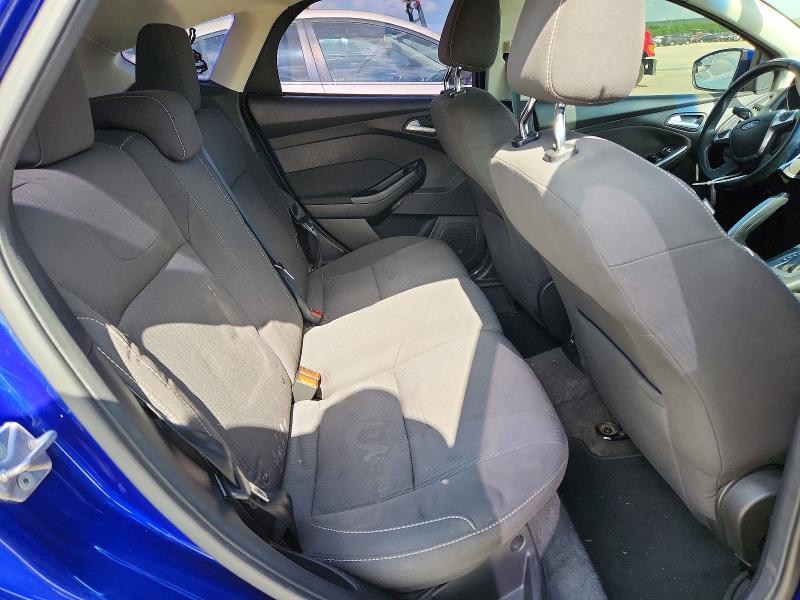 56545186 :رقم المزاد ، 1FAHP3N25CL267234 vin ، 2012 Ford Focus مزاد بيع