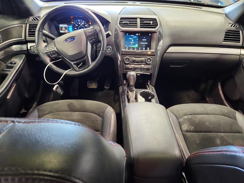 55721946 :رقم المزاد ، 1FM5K8D80JGC39762 vin ، 2018 Ford Explorer مزاد بيع