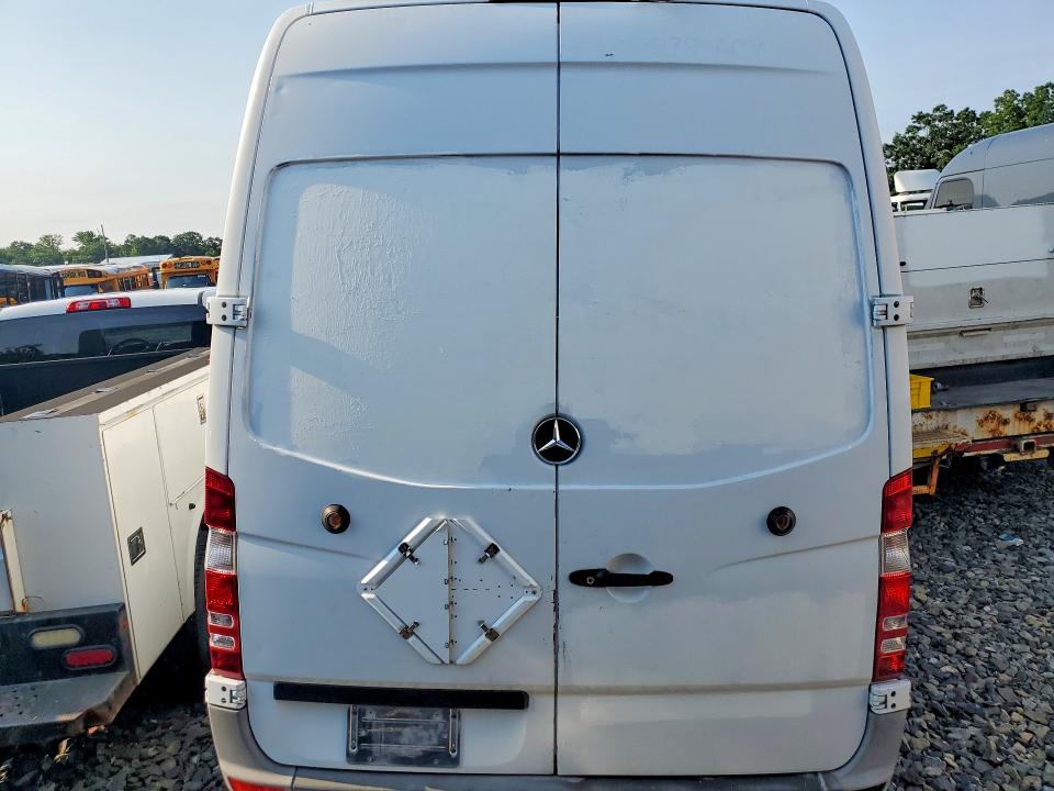 55599686 :رقم المزاد ، WD3PE8DE6E5898290 vin ، 2014 Mercedes Benz Sprinter مزاد بيع