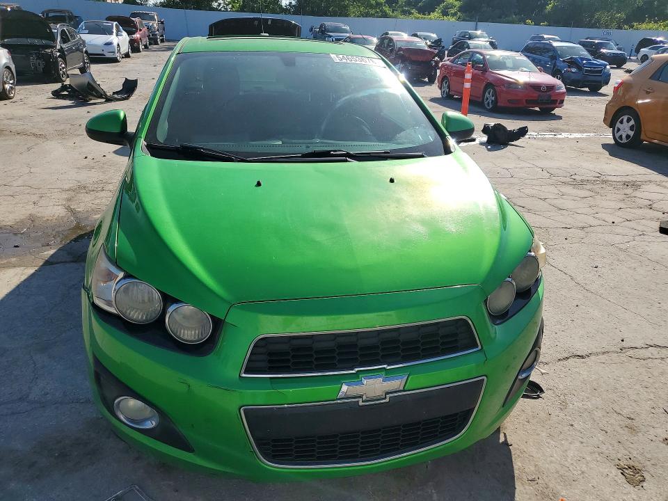 2015 Chevrolet Sonic მანქანა იყიდება აუქციონზე, vin: 1G1JC5SH3F4132398, აუქციონის ნომერი: 54653676